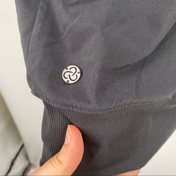 Zella- Black Lightweight Active Jacket 2 Pocket - Picture 6 of 7